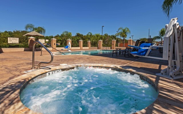 Hampton Inn & Suites Lake Jackson-Clute