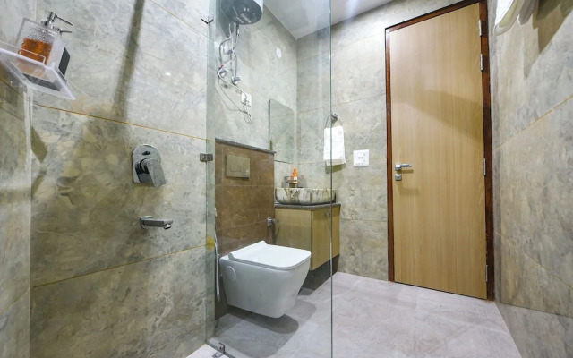 Fabhotel Luxe 8 Stayz