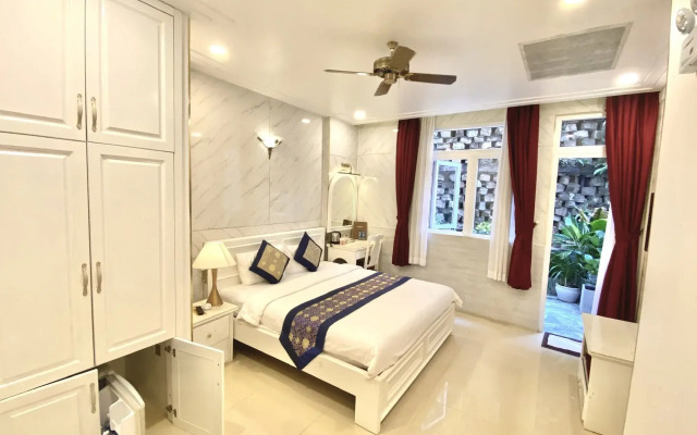 Tulip Hotel 3