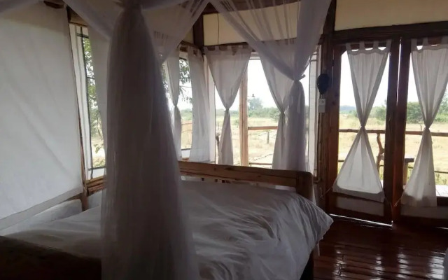 Kazinga Wilderness Safari Camp