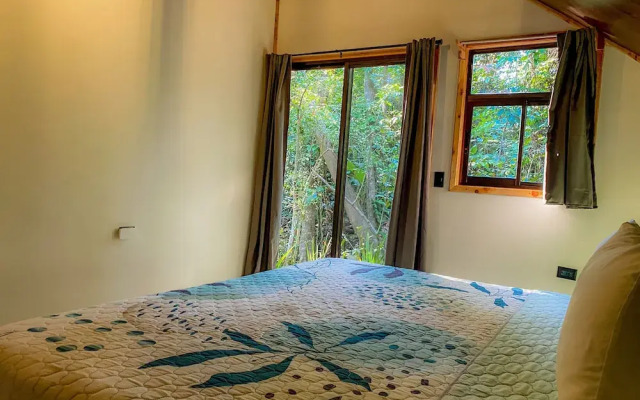 Tityra Lodge