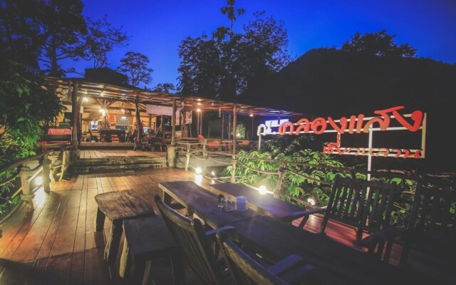 Bamboo Jungle Resort