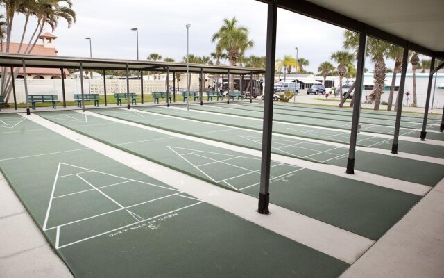 Siesta Bay RV Resort
