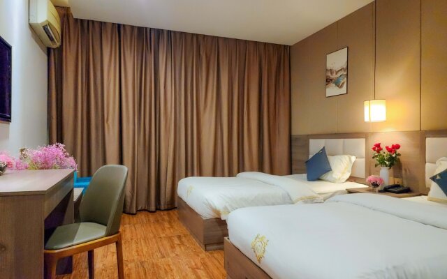 Sunshine Hotel