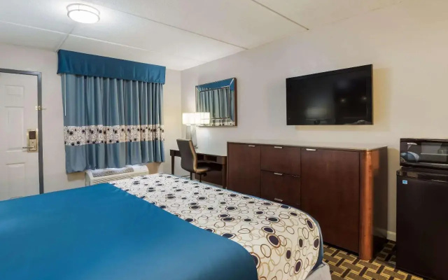 Americas Best Value Inn Greenwood