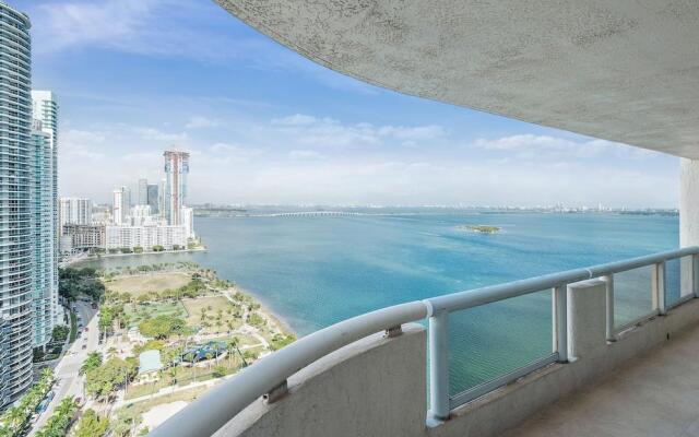 The Grand Condos by Edgewater One IR