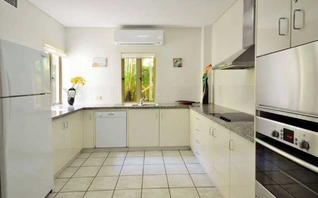 Silkari Reflections of Port Douglas