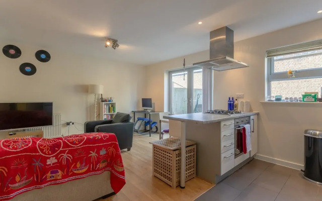 Modern 1 Bedroom Flat in Heart of East London