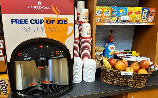 Candlewood Suites Fayetteville – University of Arkansas by IHG