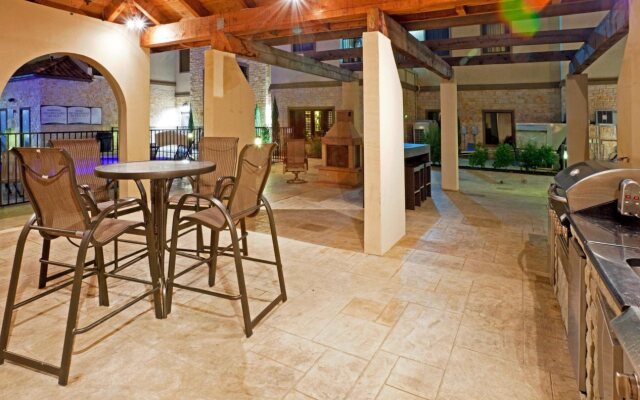 Staybridge Suites DFW Airport North by IHG