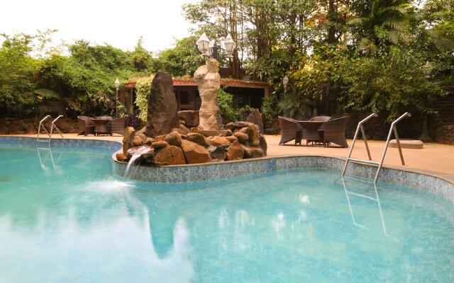 Ravine Hotel