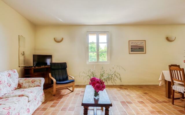 The Awning Housecosy Holiday Home in Rustrel With Swimming Pool