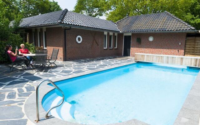 Lush Villa With a Sauna Near the Veluwe