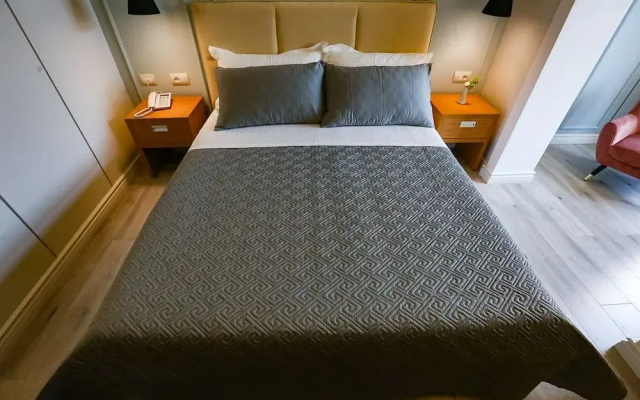 Home Hotel