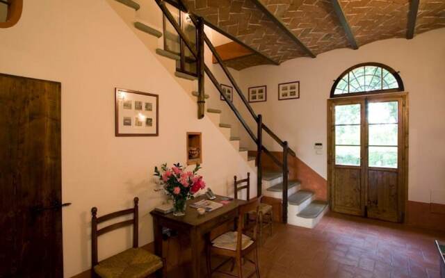 Spacious Home With Pool