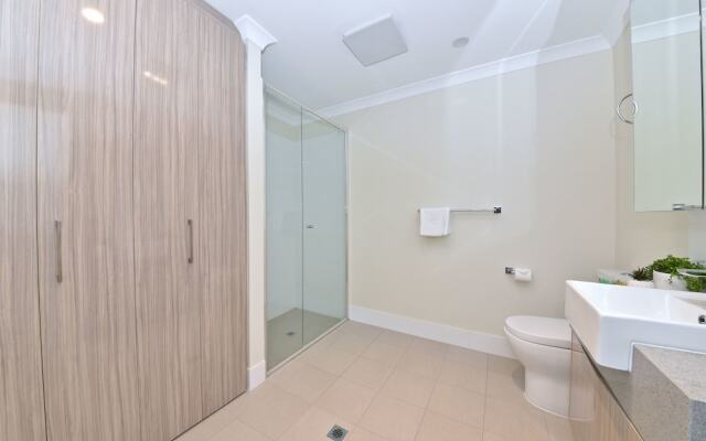 Modern Apartment in Perth City 1703