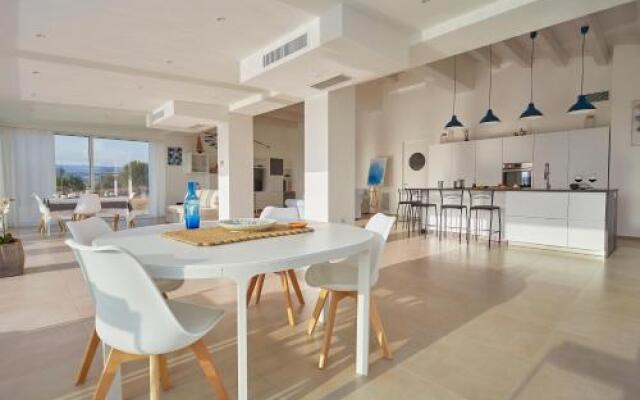 Karat House