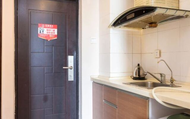 Baolong Apartment Hotel