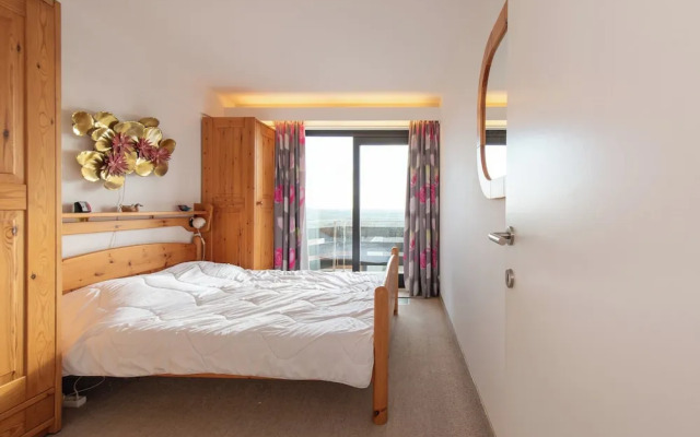 Apartment in Middelkerke With Sea View