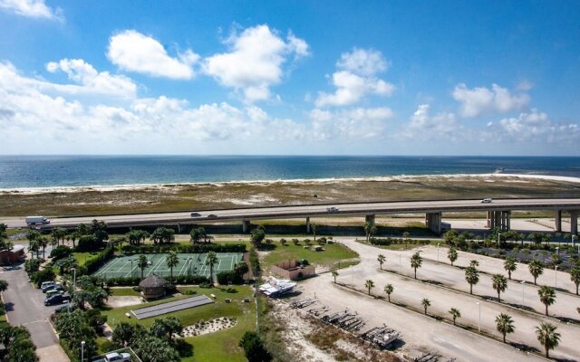 Crb1201 2 Bedroom Condo