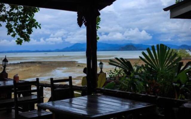 Koh Mook Garden Beach Resort