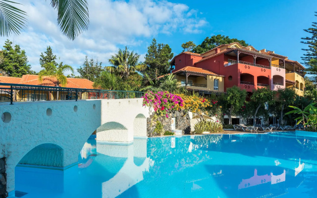 Pestana Village Garden Hotel