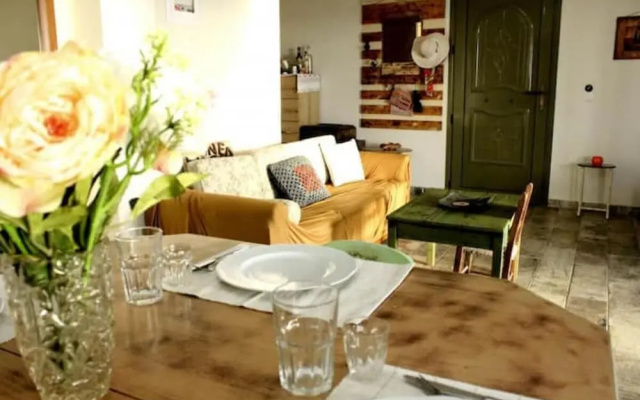 Stone Gea Apartment up Floor