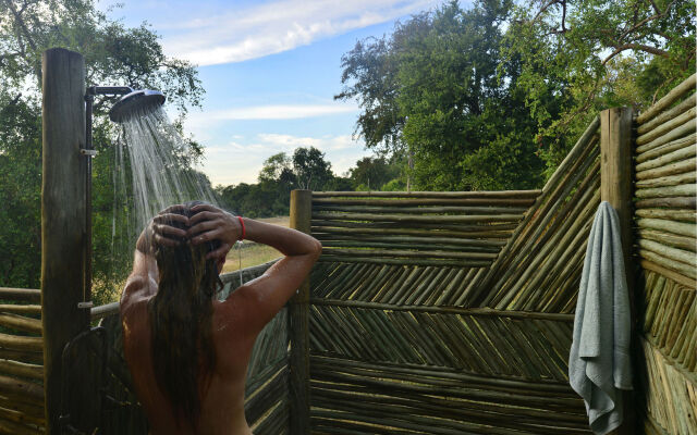 Victoria Falls River Lodge