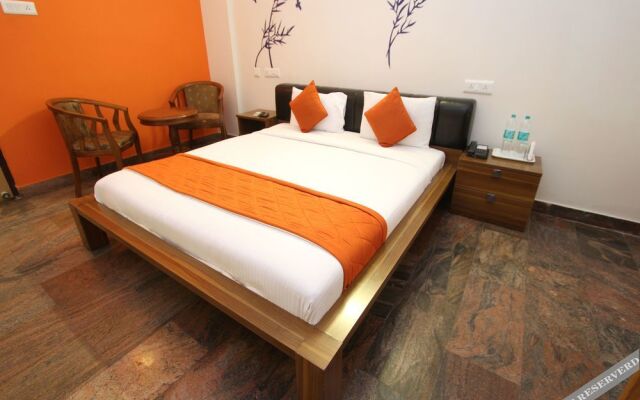 OYO 451 Goyal Residency
