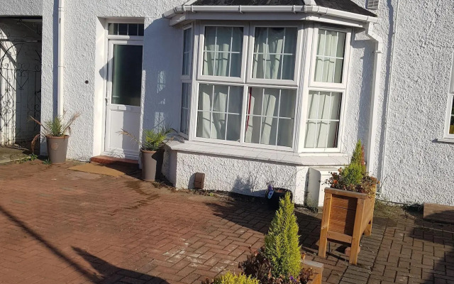 Oxford City Guest House