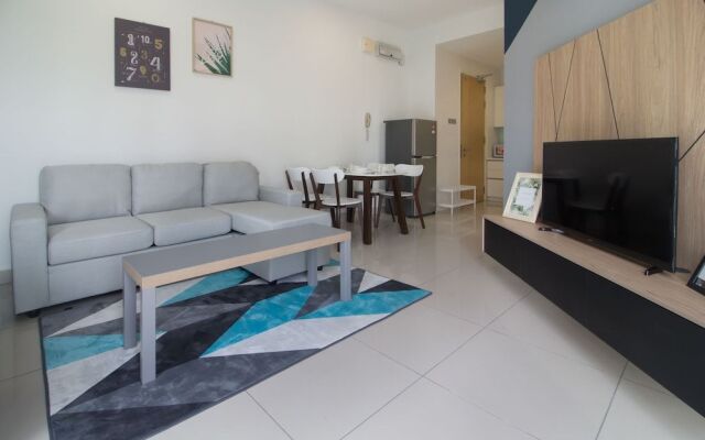 OYO Home 501 Luxury 1BR Crest Condo
