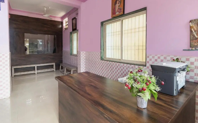 Shree Gajanan by OYO Rooms