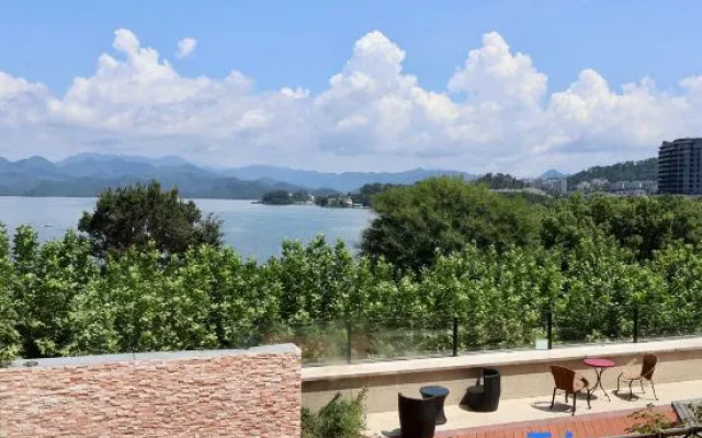 HanTing Hotel (Qiandaohu Lüyou Matou Zhongxindian) – Outside – Hangzhou