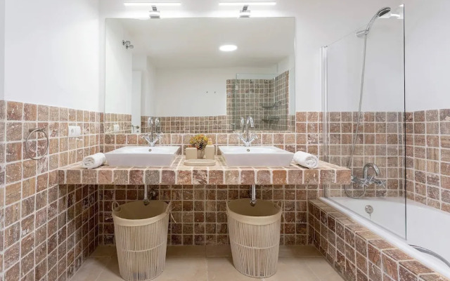 Exclusive 2BD Apartment Heated Pool Flamingos Golf