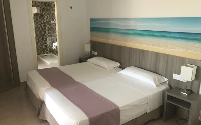 Hotel Club S'illot