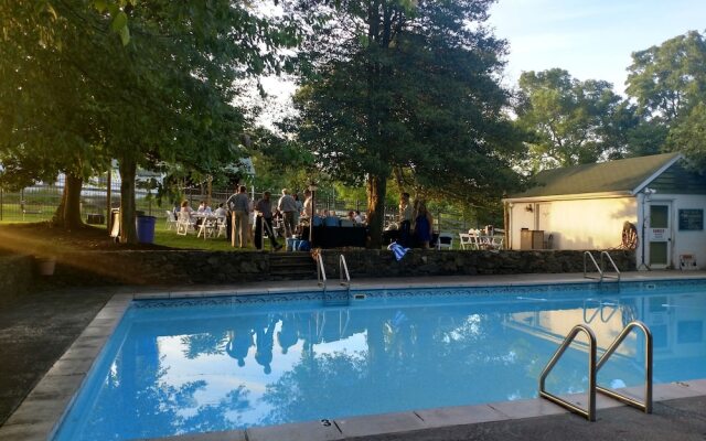 Briar Patch Bed & Breakfast Inn