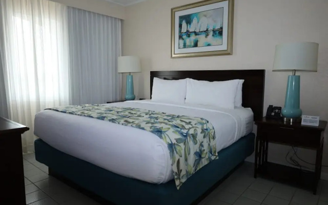 Casa Del Mar Beach Resort