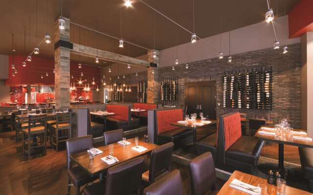 Embassy Suites by Hilton Tuscaloosa Alabama Downtown