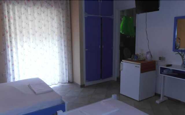 Drosia Rooms