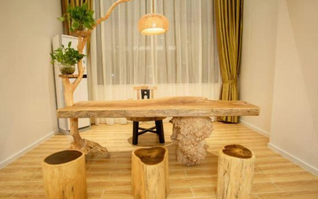 Qionghai Shengwei Hotel (Yinhai Road Branch)