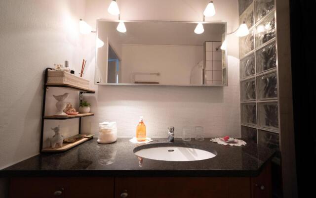 La Prom - a two bedroom apartment with a sea view