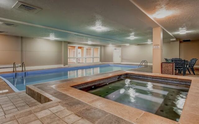Longbranch by Pinnacle Lodging