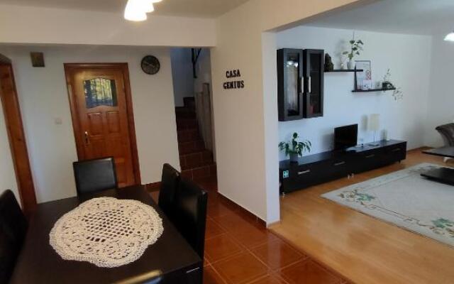 "Apartament"-Casa Genius