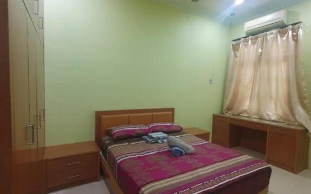 Suburban Vacation Home