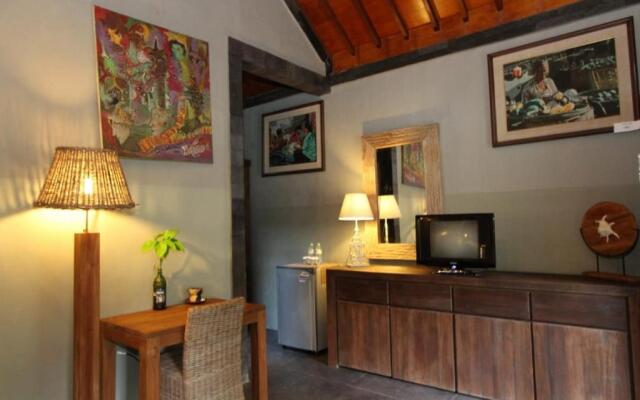 Astuti Gallery Homestay