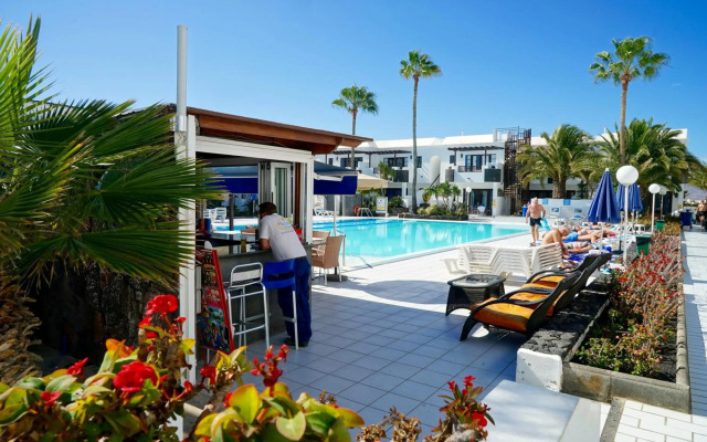 Apartamentos Plaza Azul