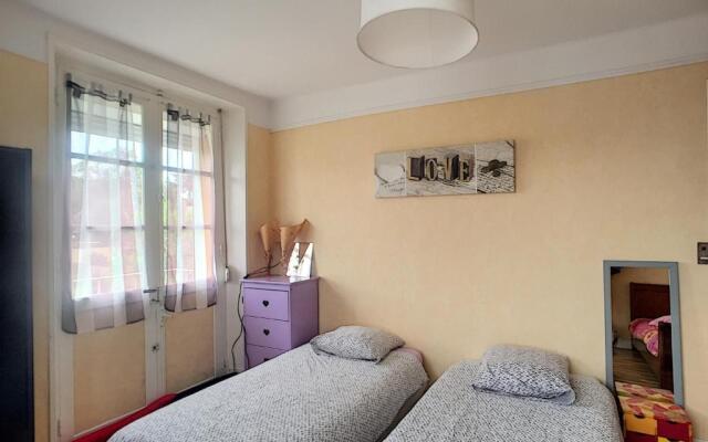 Maison Jullouville, 5 pièces, 9 personnes - FR-1-361-15