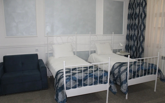 Two Seasons Boutique Hotel
