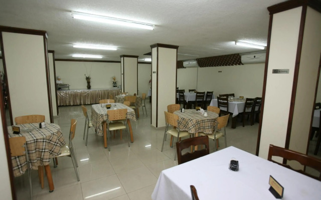 Cedar Hotel
