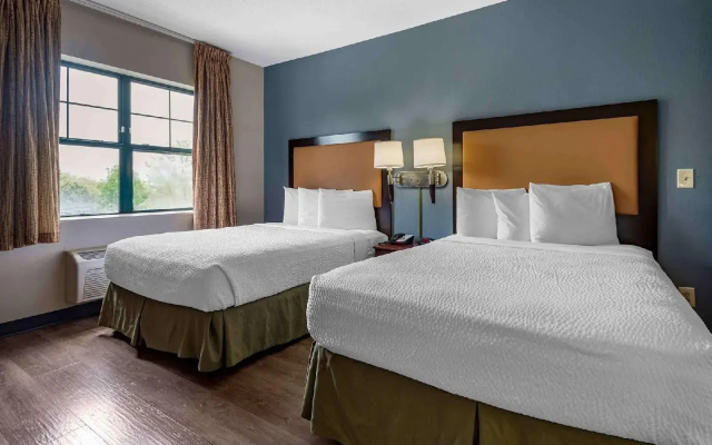 Extended Stay America Suites Edison Raritan Center
